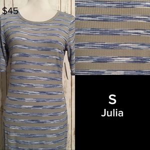 🦋Sale🦋 Striped Print Julia
